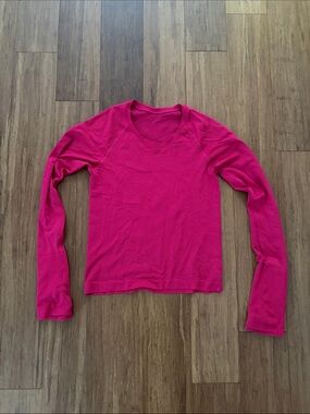 NWOT Lululemon Swiftly Tech race length - size 4